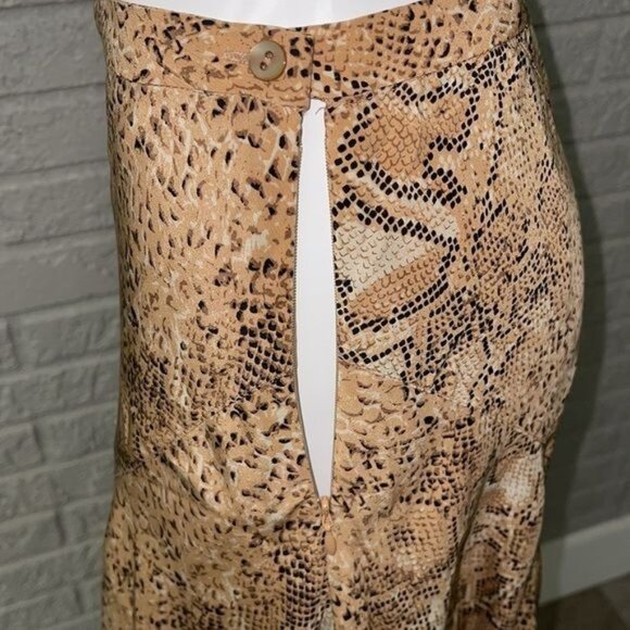 Kate Hall Women Animal Print Silk Gored Skirt Size 4 P - Picture 5 of 8